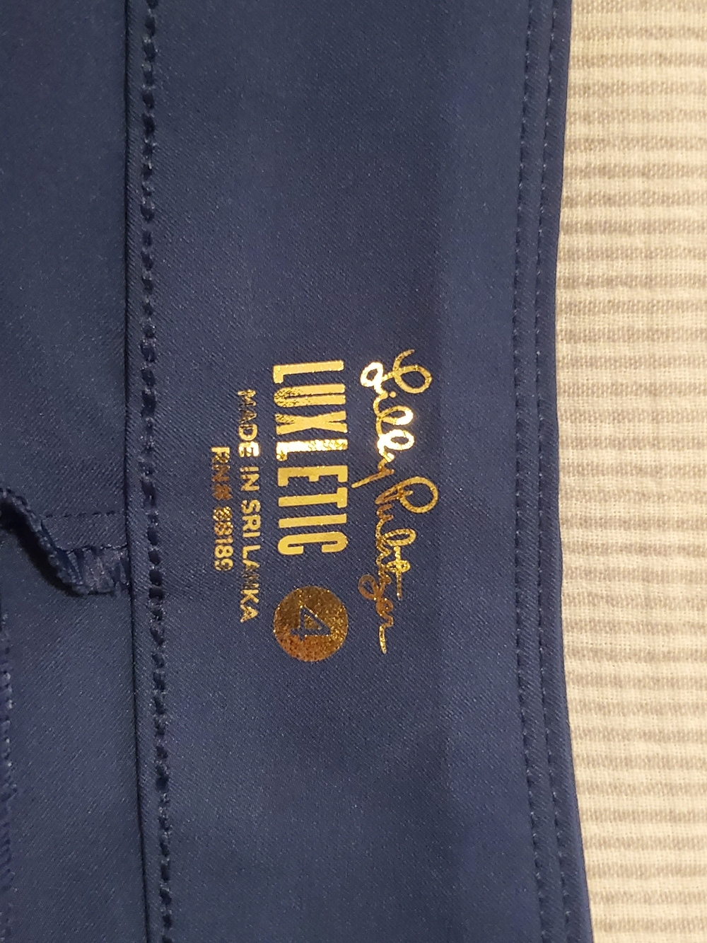 NWT - Lilly Pulitzer Luxletic Navy Crop Pants - Picture 2 of 7
